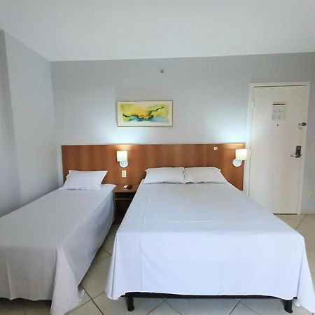 Aparthotel Flat Com Parque Aquatico Caldas Novas Exterior foto