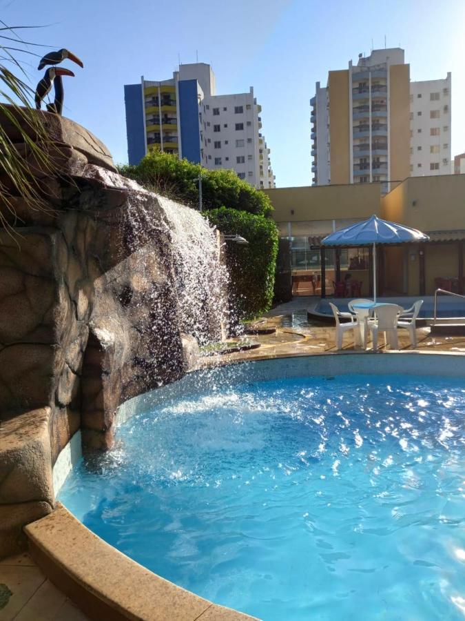 Aparthotel Flat Com Parque Aquatico Caldas Novas Exterior foto