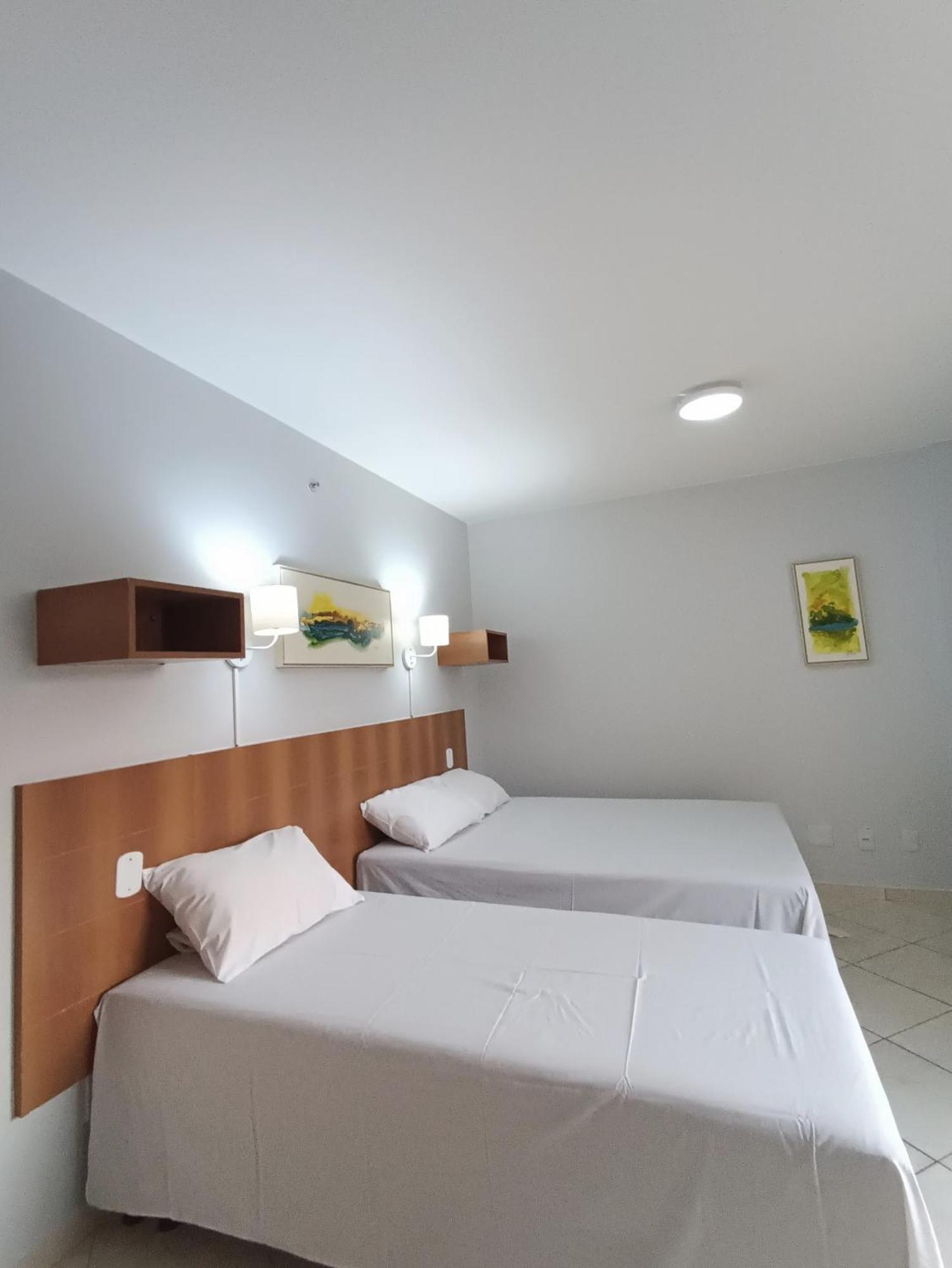 Aparthotel Flat Com Parque Aquatico Caldas Novas Exterior foto